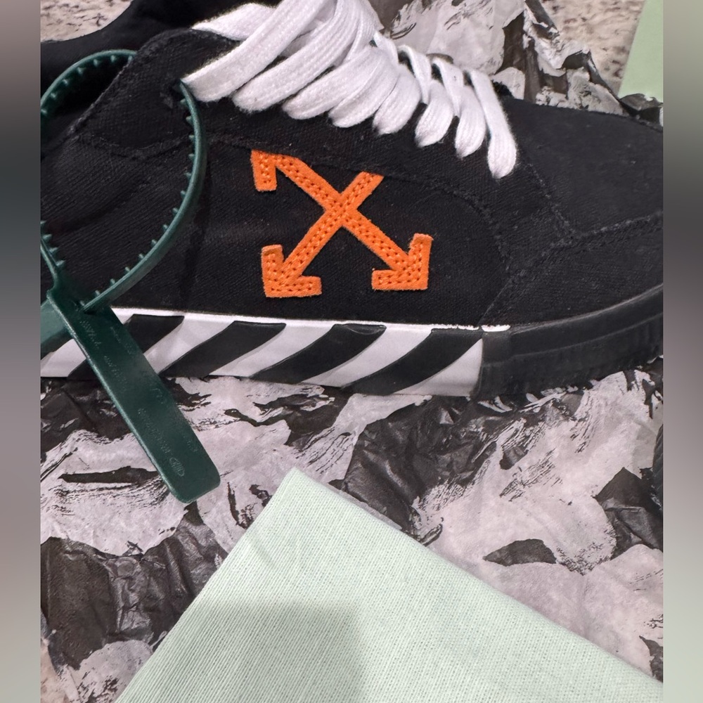 Off-White C/O Virgil Abloh VULCANIZED COA & box - Picture 15 of 16